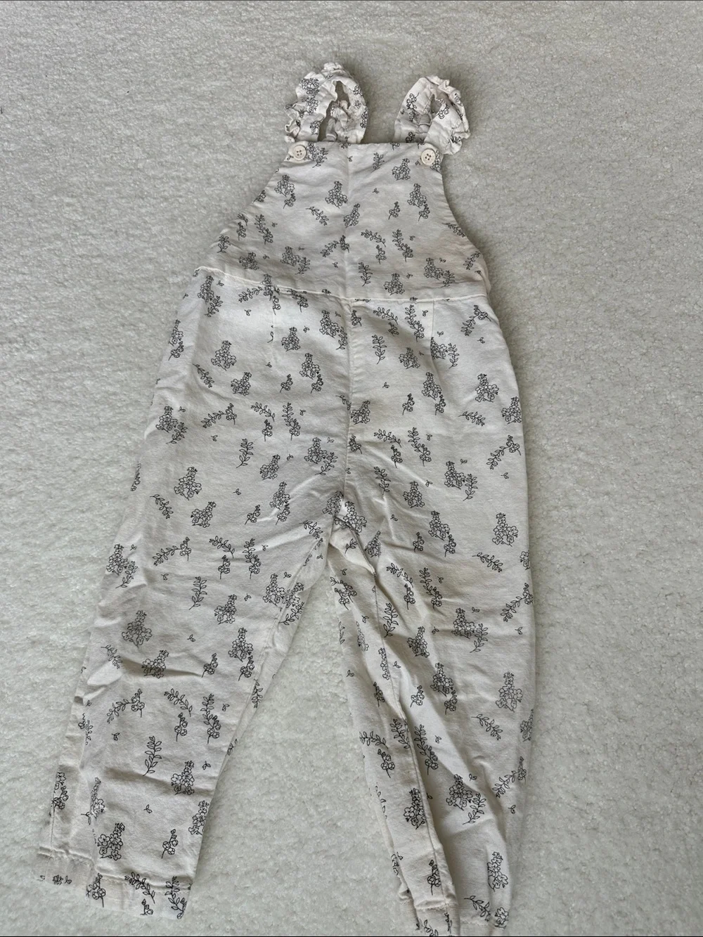 Zara 18-24 Cream Floral Print Overalls